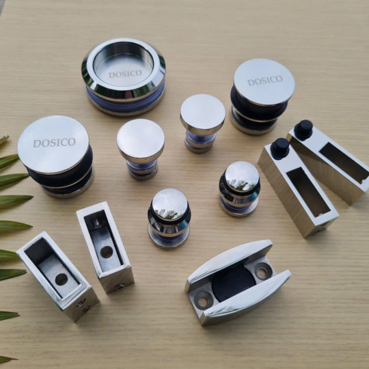 Bộ phụ kiện lùa kính rây vuông inox bóng (10*30) DOSICO