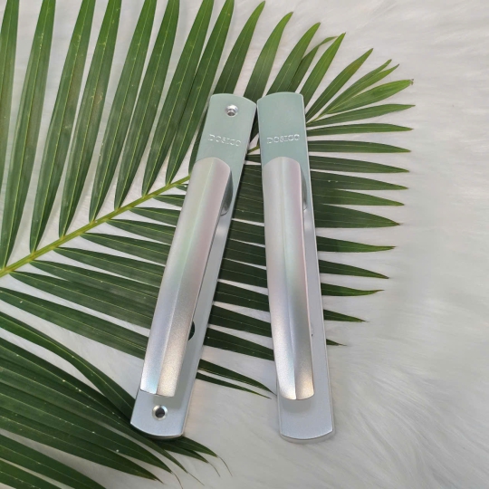 Tay nắm cửa đi- cong (Bạc) DOSICO D-04