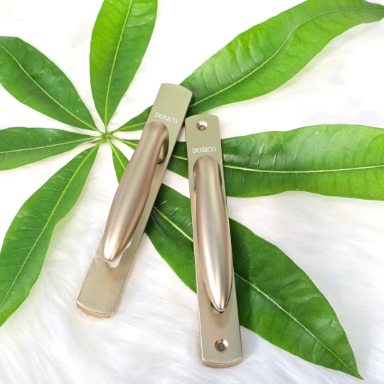 Tay nắm cửa đi-   (Champange) DOSICO D-03